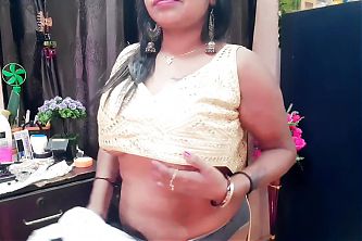 Indian Housewife Sexy Lady Show Part 25